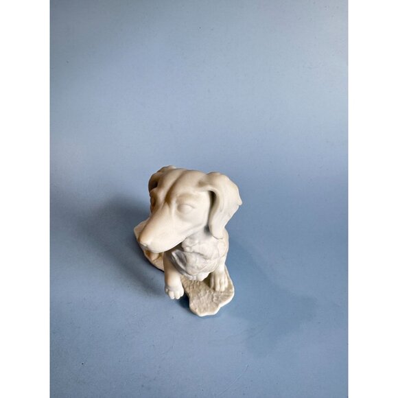 Vintage Kaiser Porcelain Figurine Of A Sitting Dog  Handcrafted White Ceramic De - Picture 2 of 5